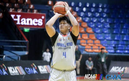 <p><strong>CHIEFS RULE</strong>. Arellano University's Lorenz Capulong makes a free throw during their game against Lyceum of the Philippines University in the National Collegiate Athletics Association Season 100 men's basketball at FilOil EcoOil Centre in San Juan City on Saturday (Oct. 19, 2024). The Chiefs won, 91-86. <em>(NCAA photo)</em></p>