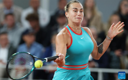 Sabalenka ends Swiatek's reign, advances to first French Open finals