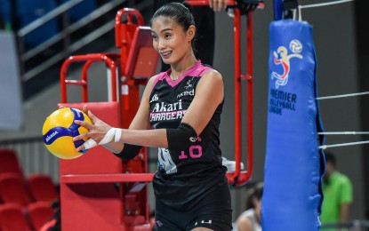 <p><strong>BATTLE-READY</strong>. Akari's Ivy Lascina (No. 16) prepares to serve during a match with Cignal in the Premier Volleyball League All-Filipino Conference at the Philsports Arena in Pasig City on Feb. 18, 2025. The HD Spikers won, 25-17, 25-15, 25-21.<em> (PVL photo)</em></p>
