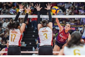 Choco Mucho, Akari eye semis berths