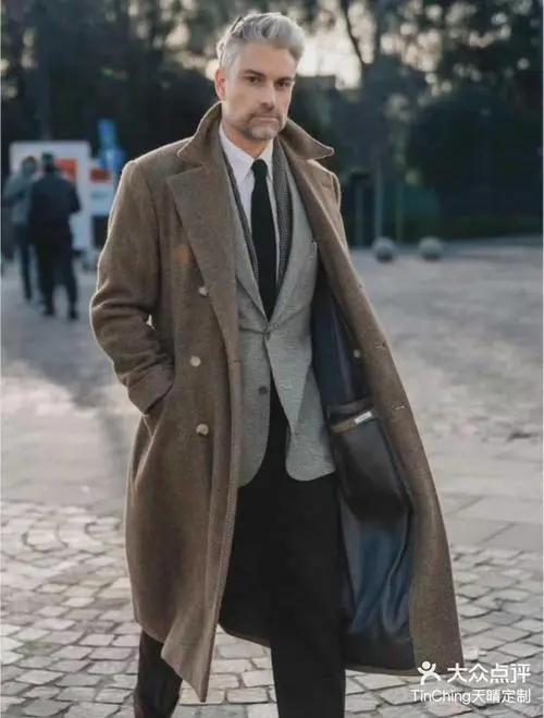 休闲西装和大衣怎么搭配什么裤子