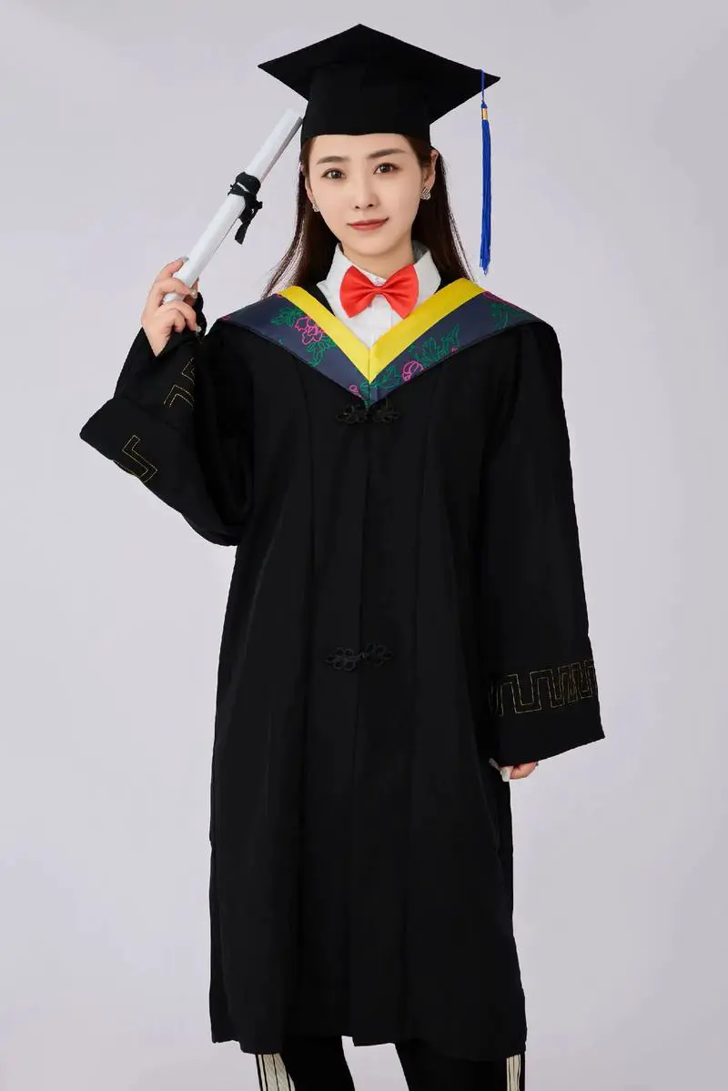 学士服怎么搭配穿