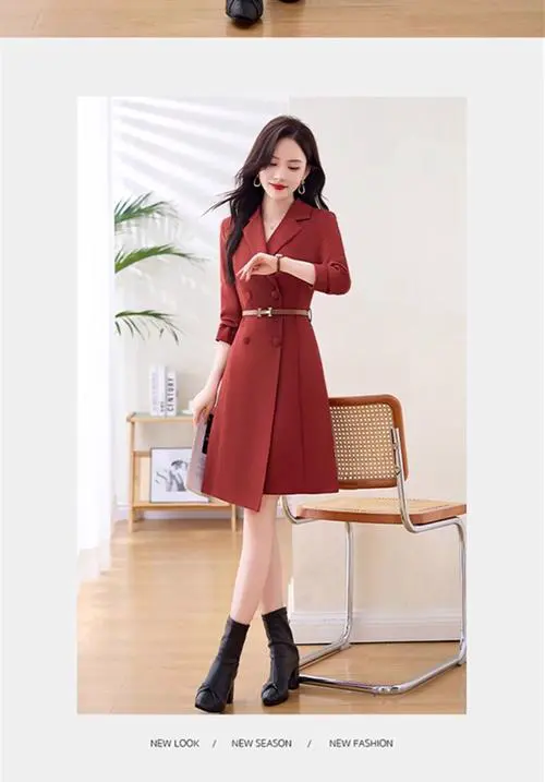 大红a字裙怎么搭配什么外套