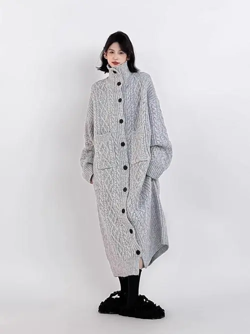 灰色开衫毛衣长外套怎么搭配什么裤子好看吗