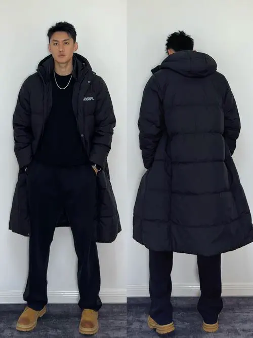 男生怎么搭配长款黑色羽绒服好看