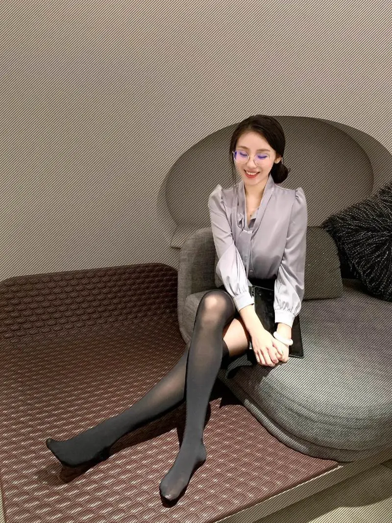 半身丝袜怎么搭配图片欣赏