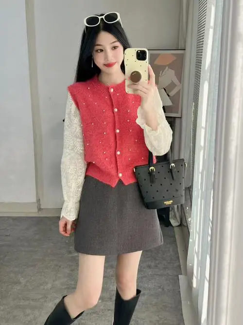 中长毛衣马甲怎么搭配