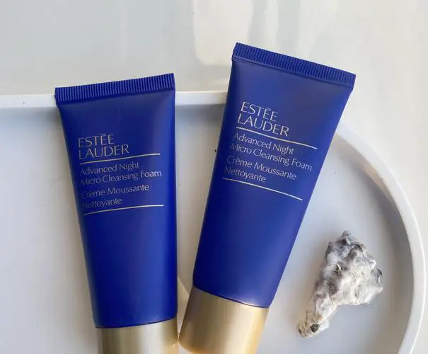 雅诗兰黛卸妆洗面奶怎么样