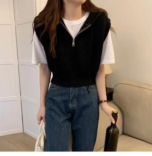 针织套头开衫马甲怎么搭配什么裤子好看吗