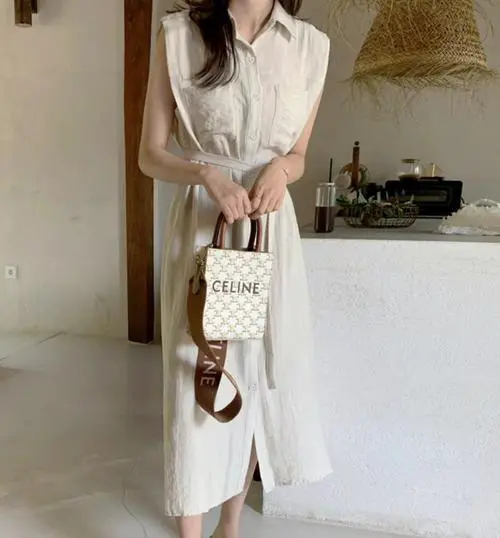 无袖衬衫连衣裙怎么搭配