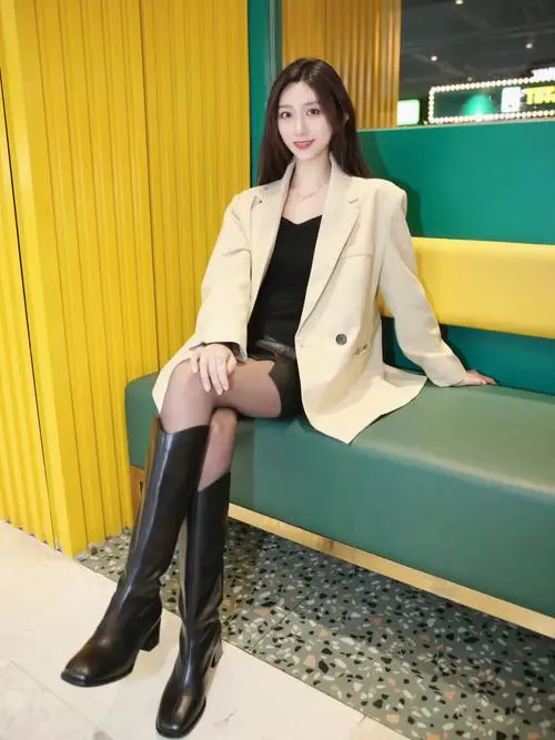 长筒靴矮个子怎么搭配衣服图片