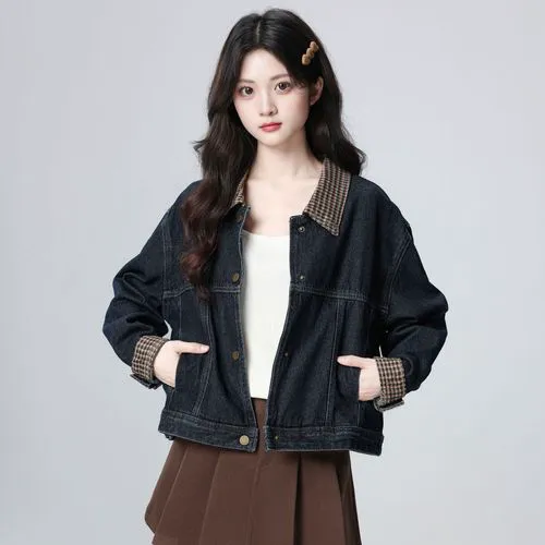 深蓝格子外套怎么搭配