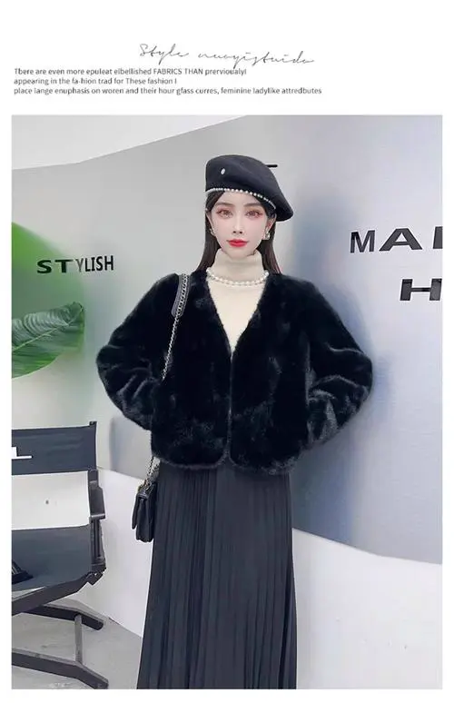 女短款貂皮外套怎么搭配图片