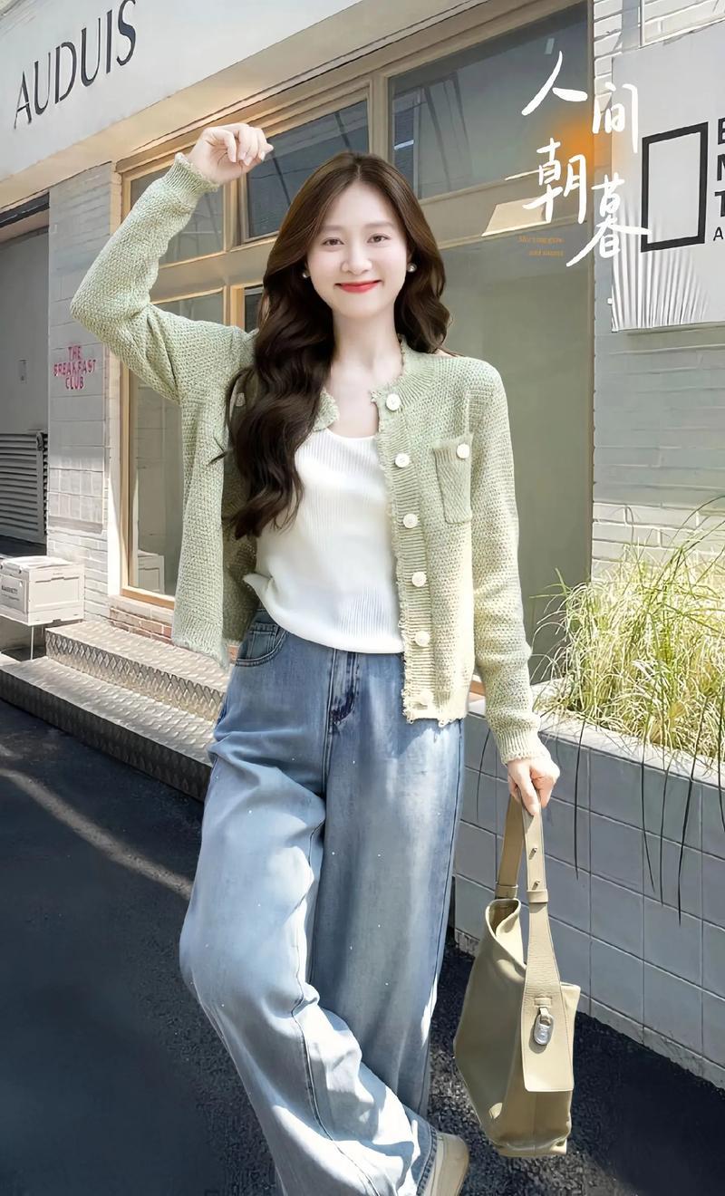 长的针织外套怎么搭配什么裤子好看图片欣赏