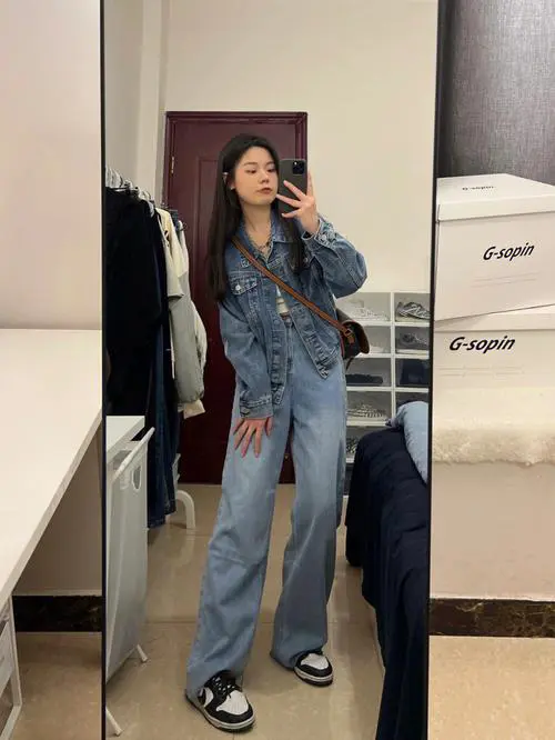 牛仔外套牛仔裤怎么搭配