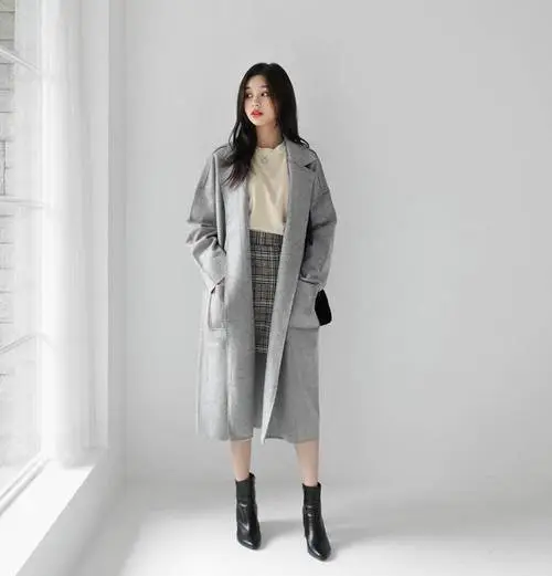 深灰色大衣长外套怎么搭配图片女