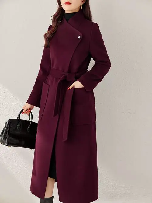 紫红色风衣怎么搭配