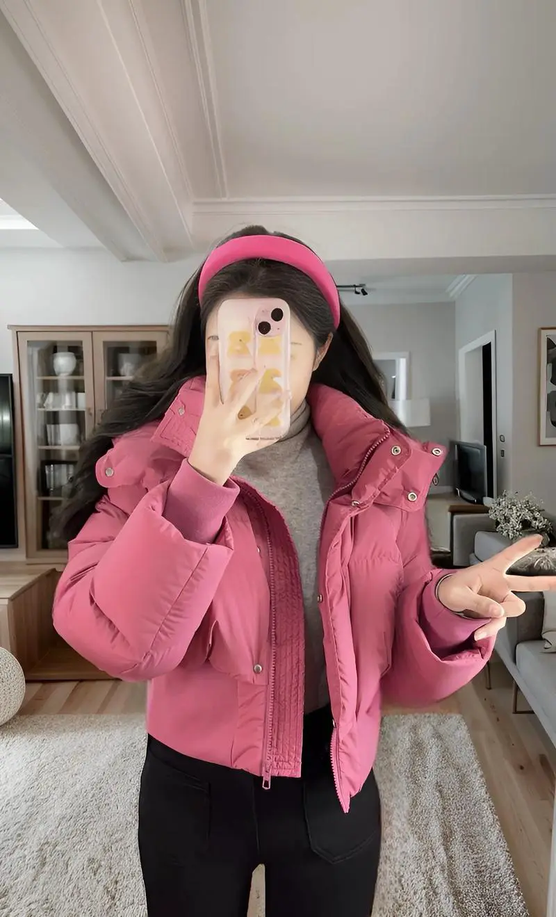 粉色棉服搭配什么裤子