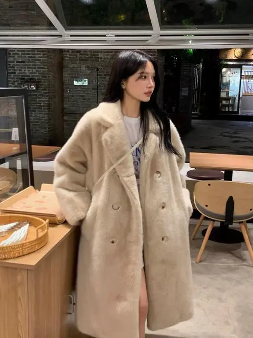 中长款白色貂皮怎么搭配图片