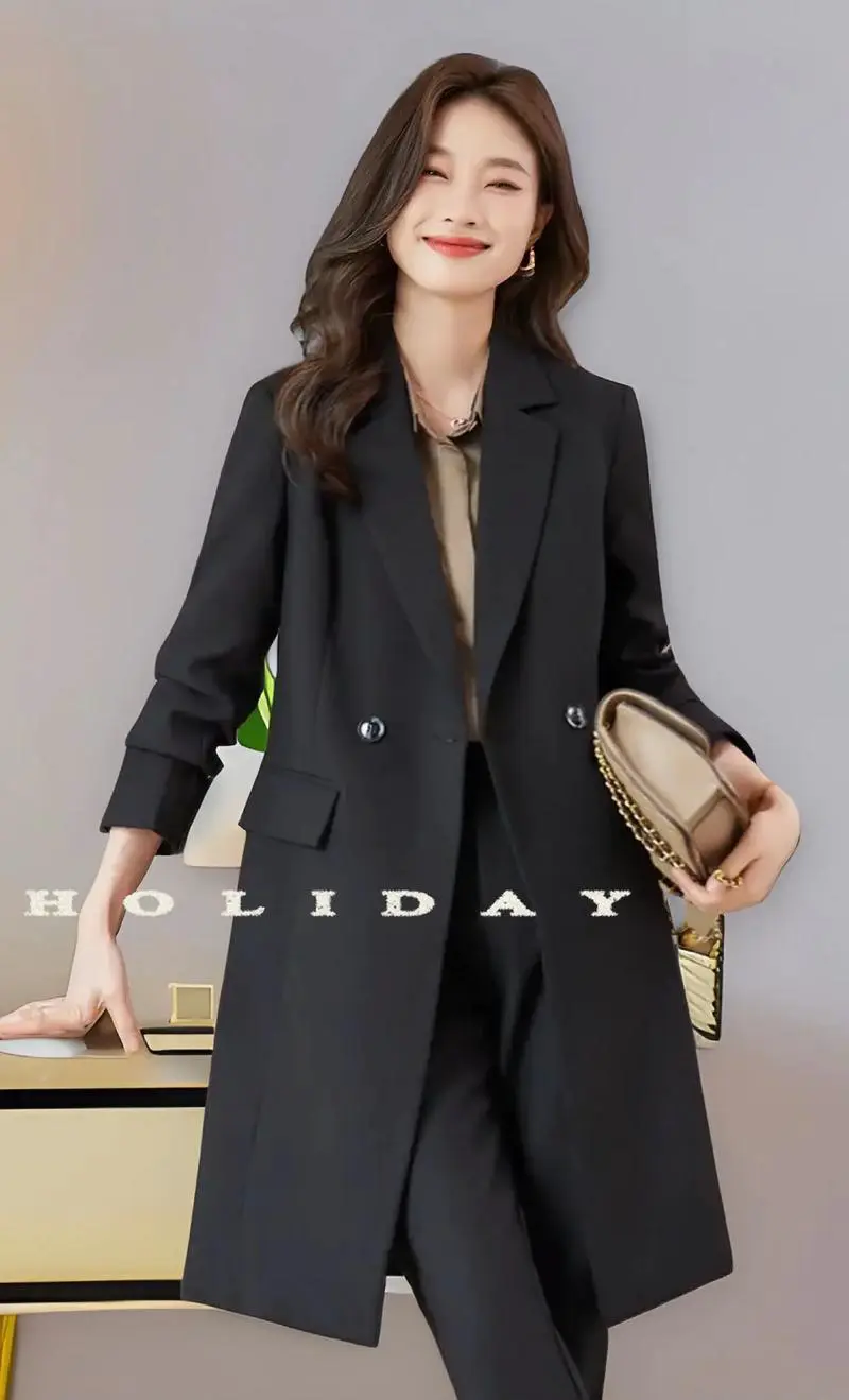 女士中长款小西装怎么搭配