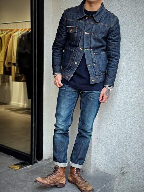 原色牛仔外套怎么搭配