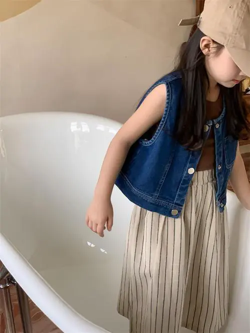 牛仔马甲怎么搭配宝宝