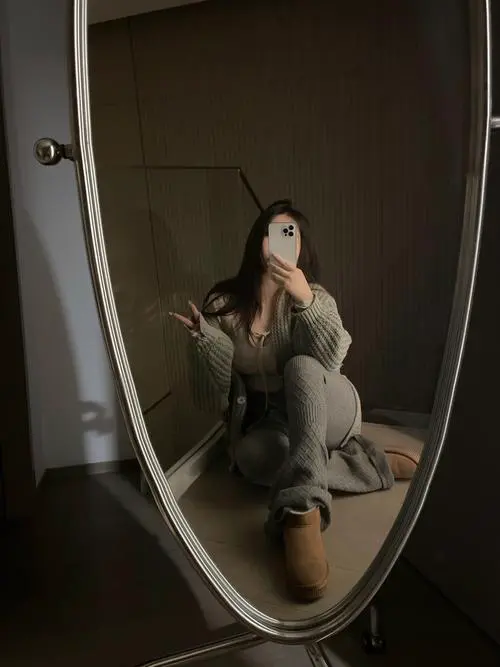 毛毛靴怎么搭配衣服图片大全