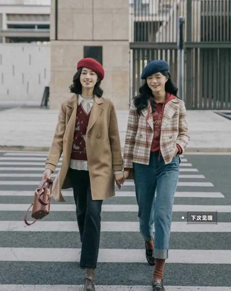 h型大衣怎么搭配