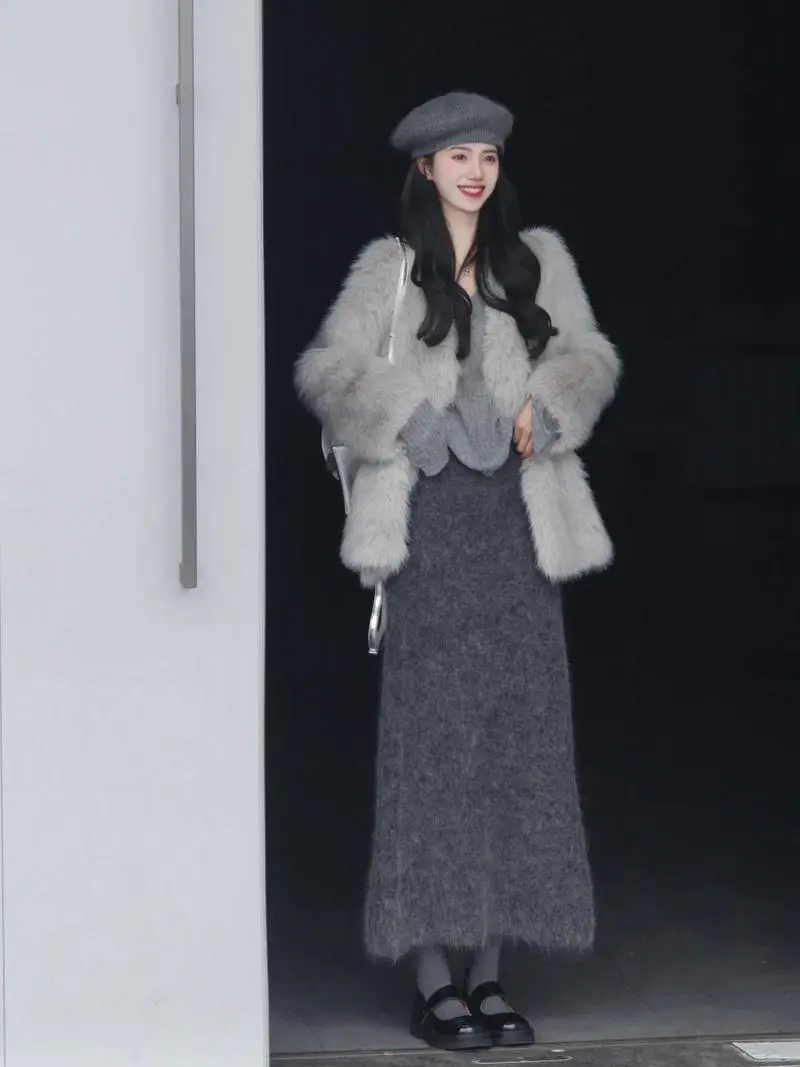 灰色连衣裙配什么外套