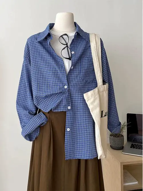 女士蓝色格子衬衫长款外套怎么搭配衣服好看图片