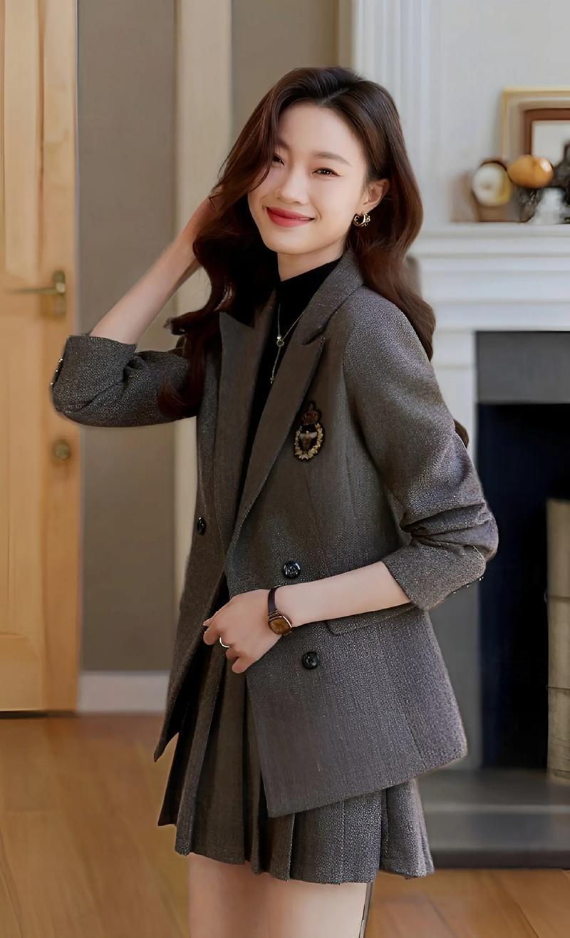 女大西服外套怎么搭配图片搜索