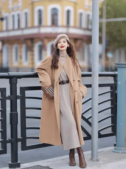 带腰带的风衣怎么搭配