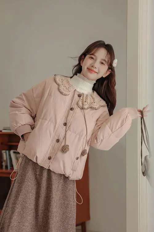 藕粉色短外套怎么搭配