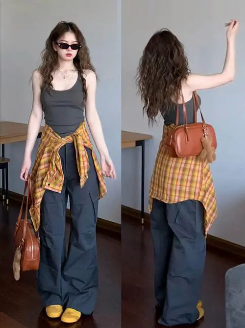 长款衬衫里边怎么搭配