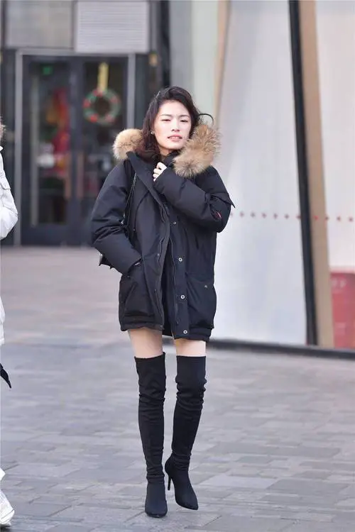 过膝长靴怎么搭配保暖