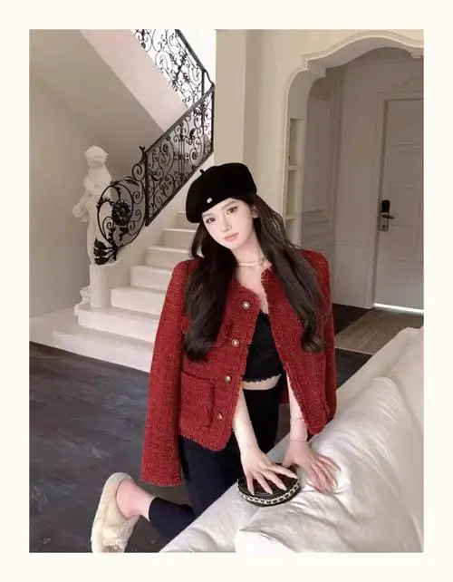 红色短棉衣怎么搭配图片