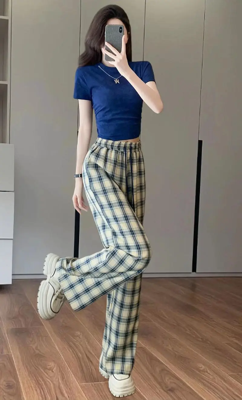 格子裤怎么搭配颜色