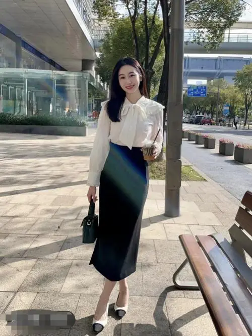 半身包臀裙子怎么搭配什么外套好看