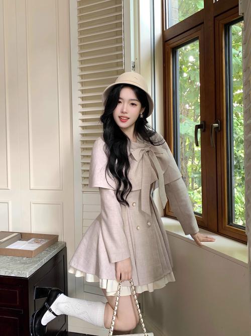 长款的披肩怎么搭配图片欣赏