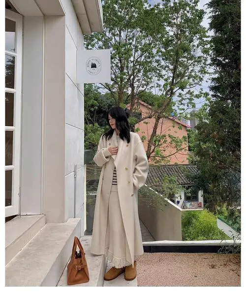 中长无领大衣怎么搭配