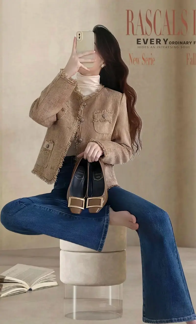 卡其棕的外套怎么搭配