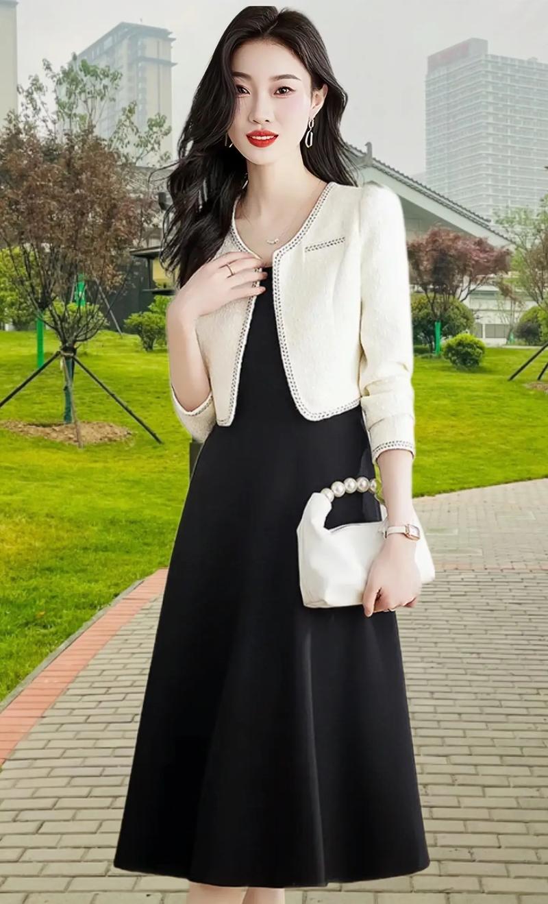 小香风外套怎么搭配裙子最好看