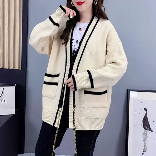 长款毛衣针织衫外套怎么搭配