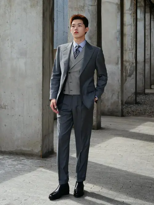 西服怎么搭配靴子