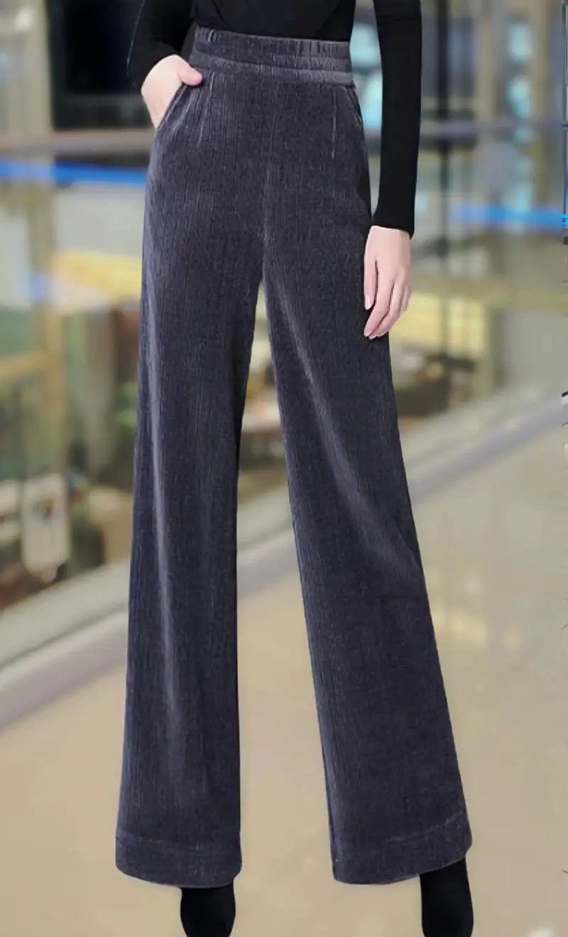 条绒裤子配什么上衣