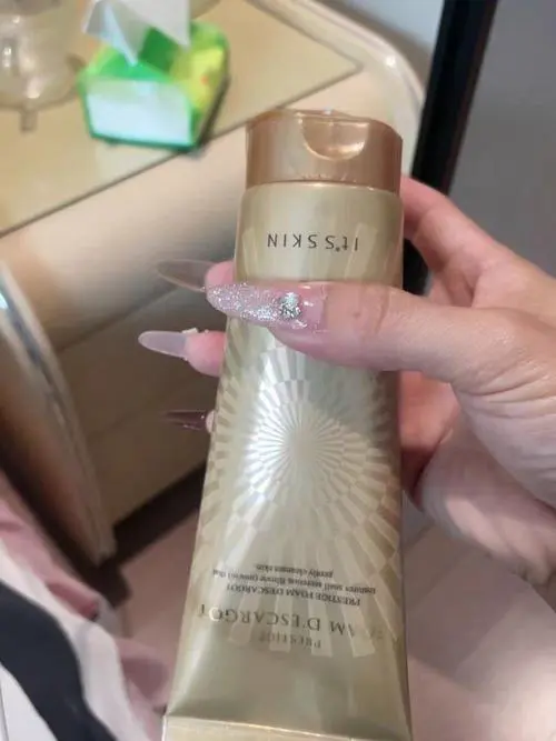 晶钻美肌蜗牛洗面奶怎么样