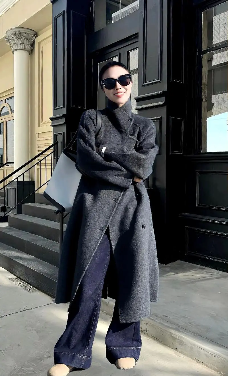 黑灰外套怎么搭配什么裤子好看吗