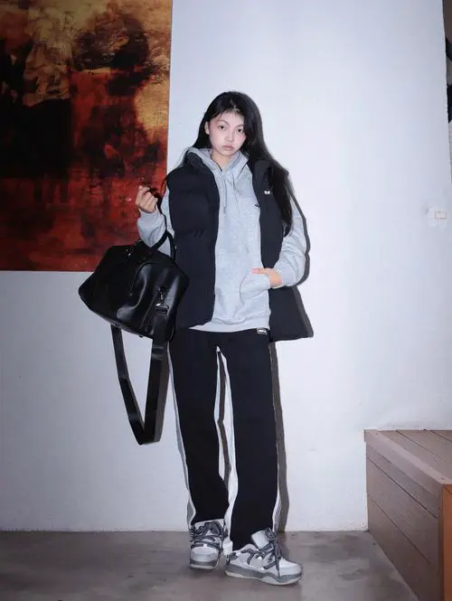 女士棉马甲怎么搭配