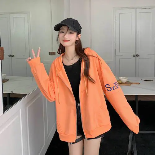 粉色开衫卫衣怎么搭配图片