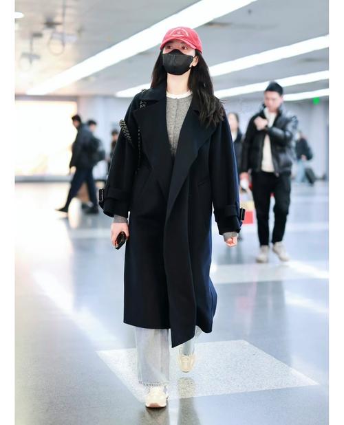 长款带帽大衣怎么搭配图片